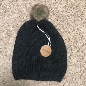 Jack + Lucy Pom Pom Hat